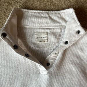 American Eagle Outfitters White Casual Button Down Cropped Sweatshirt